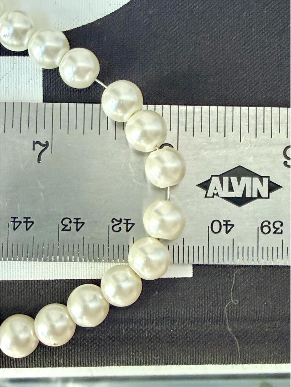 Vintage Glass Pearl Necklace 16” Classic Strand - Picture 3 of 4